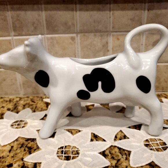 Vintage Porcelain Cow Bull Creamer White w Black Spots & handle BIA Cordon Bleu - Picture 1 of 6